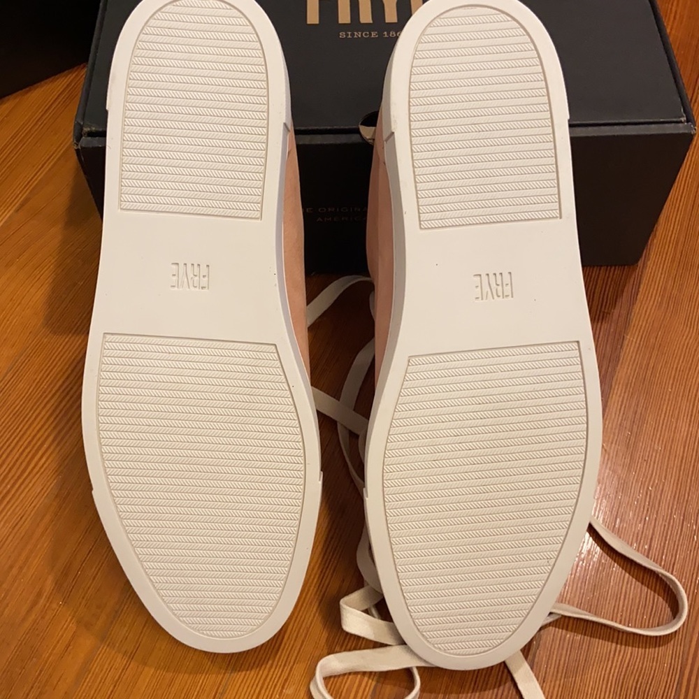 FRYE IVY LOW LACE BLUSH SNEAKER SIZE 11M BRAND NEW IN BOX - Picture 6 of 7